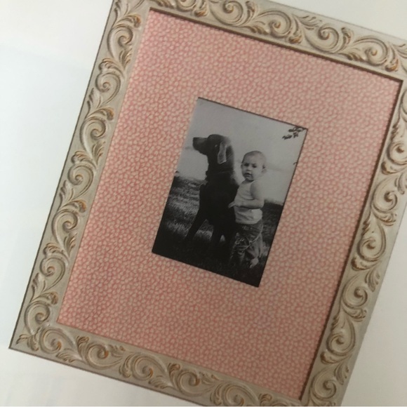 New 11 x 14 Designer Fabric mat with a opening for 5 x 7 image comes shr… - Picture 9 of 9